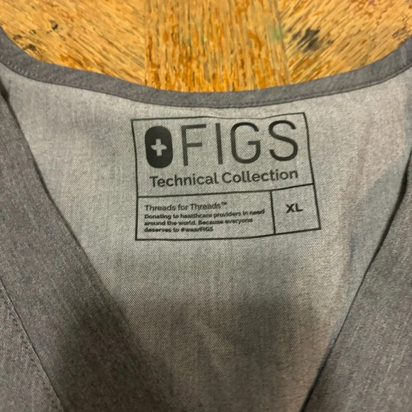 Figs Technical Collection XL Mens Scrub Top Gray Work Hospital #5998 - Picture 3 of 6